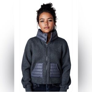 LISA TODD Posh Puffer size XS grey charcoal preppy dark academia